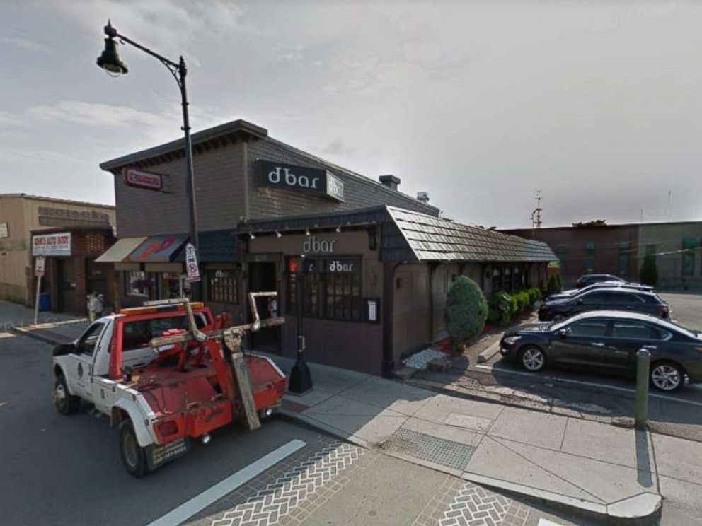 PHOTO: dbar in Boston.