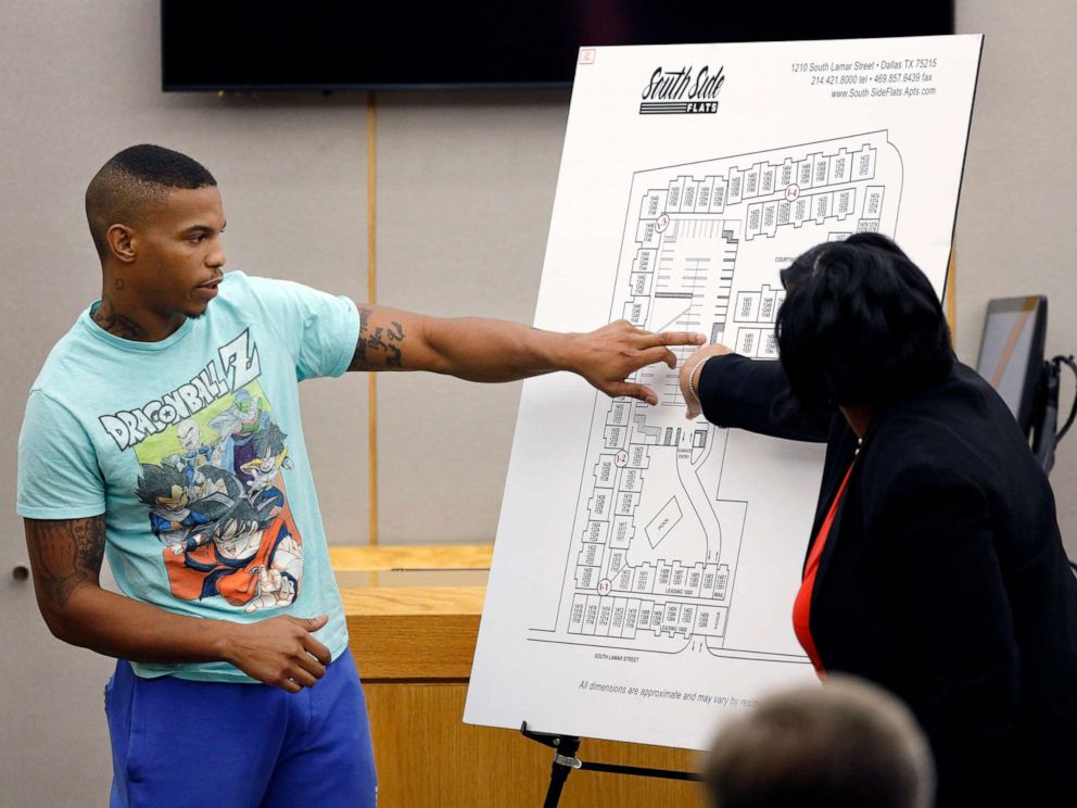PHOTO:Victim Botham Jeans neighbor Joshua Brown, left, answers questions from Assistant District Attorney LaQuita Long, right, while testifying during the murder trial of former Dallas Police Officer Amber Guyger, in Dallas, Sept. 24, 2019.