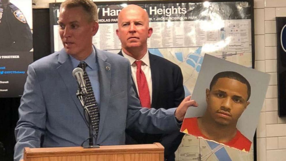 PHOTO: Chief Dermot F. Shea holds a photo of suspect Danueal Drayton on July 26, 2018.