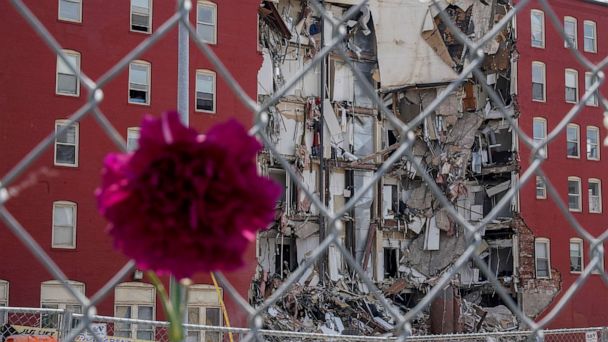 Apartment collapse: Human error, IT glitch led to permit incorrectly marked as 'fail' - Vimarsana News