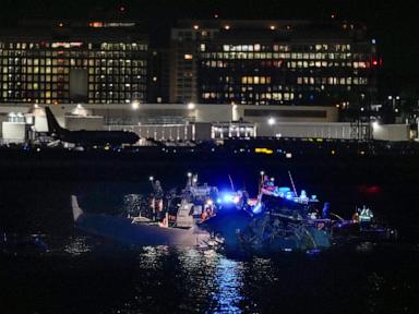 DC plane crash live updates: Helicopter was on training mission; fatalities reported