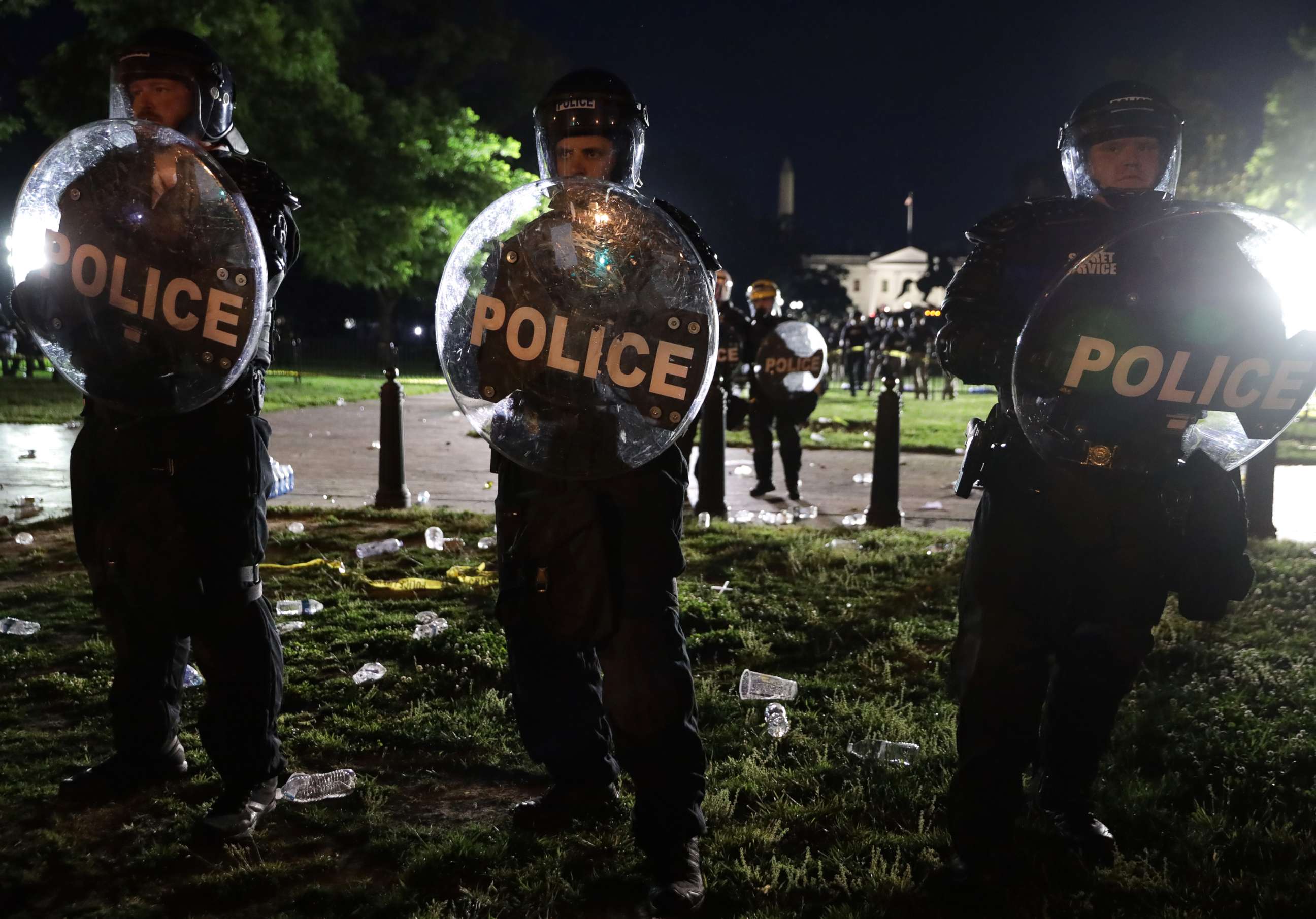 PHOTO: Members of the U.S. Secret Service hold a perimeter near the White House as demonstrators gather to protest the killing of George Floyd on May 30, 2020 in Washington, D.C.