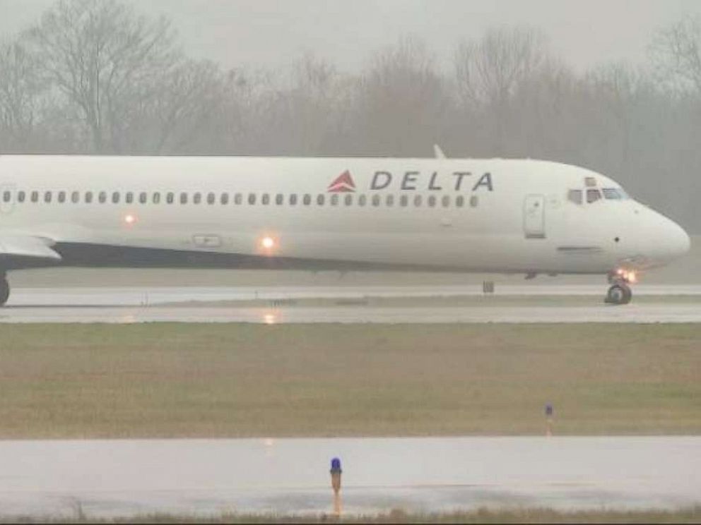 Delta Air Lines A Small 18 Aircraft