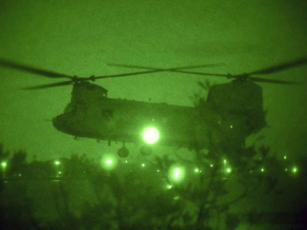 PHOTO: U.S. service members assigned to Naval Special Warfare Command conduct waterborne operations from a CH-47 Chinook helicopter at Pearl Harbor, Hawaii, July 25, 2019.