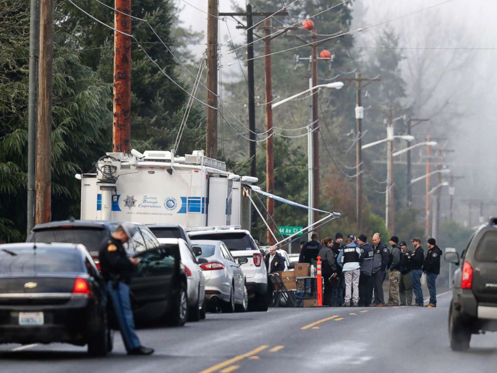 PHOTO: Pierce County Sheriff and other law enforcement officials gather, Jan. 8, 2018, in Frederickson, Wash., near the scene of the fatal shooting of a Pierce County Sheriffs deputy.