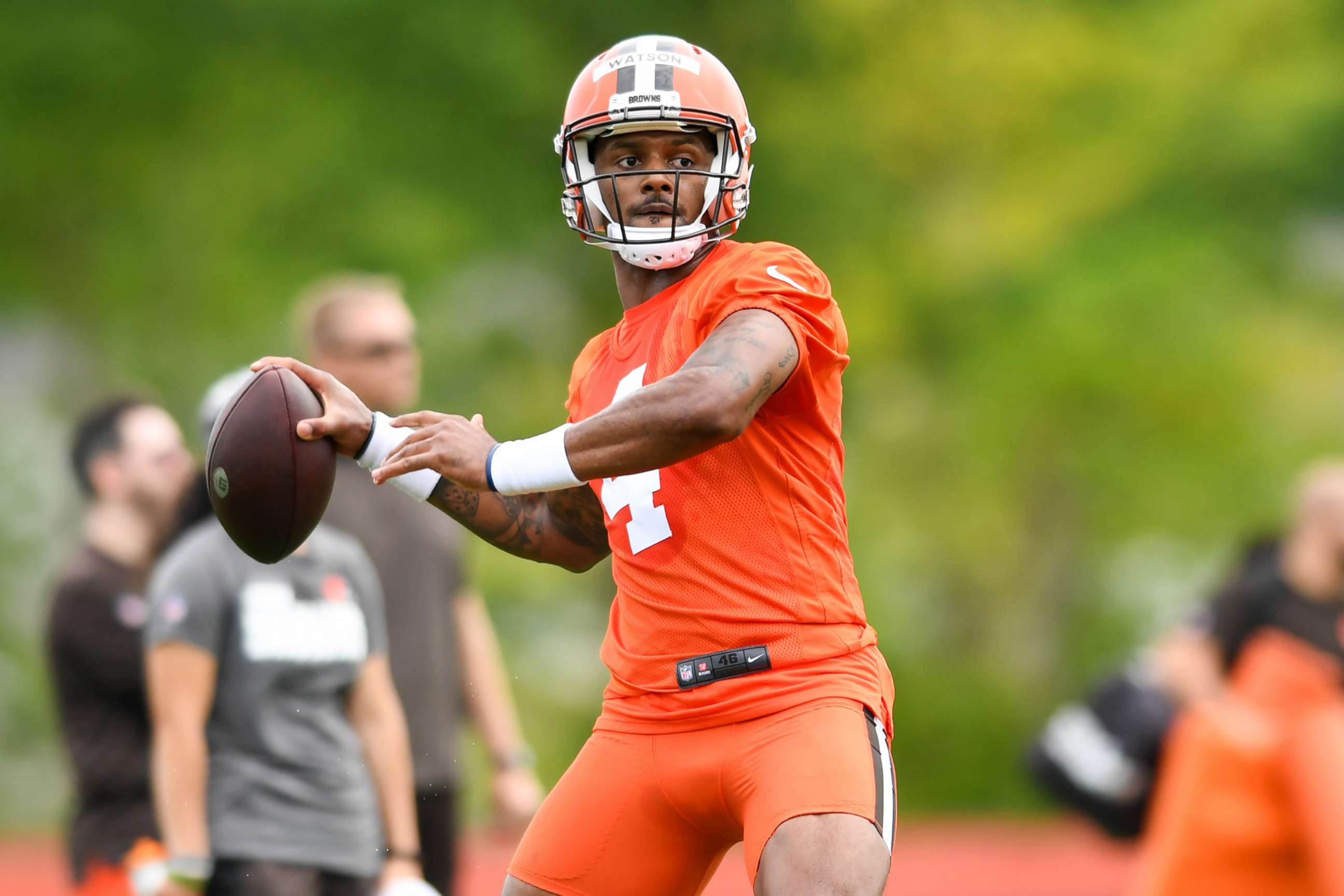 PHOTO: Deshaun Watson of the Cleveland Browns throws a pass during the Cleveland Browns OTAs in Berea, Ohio, May 25, 2022. 