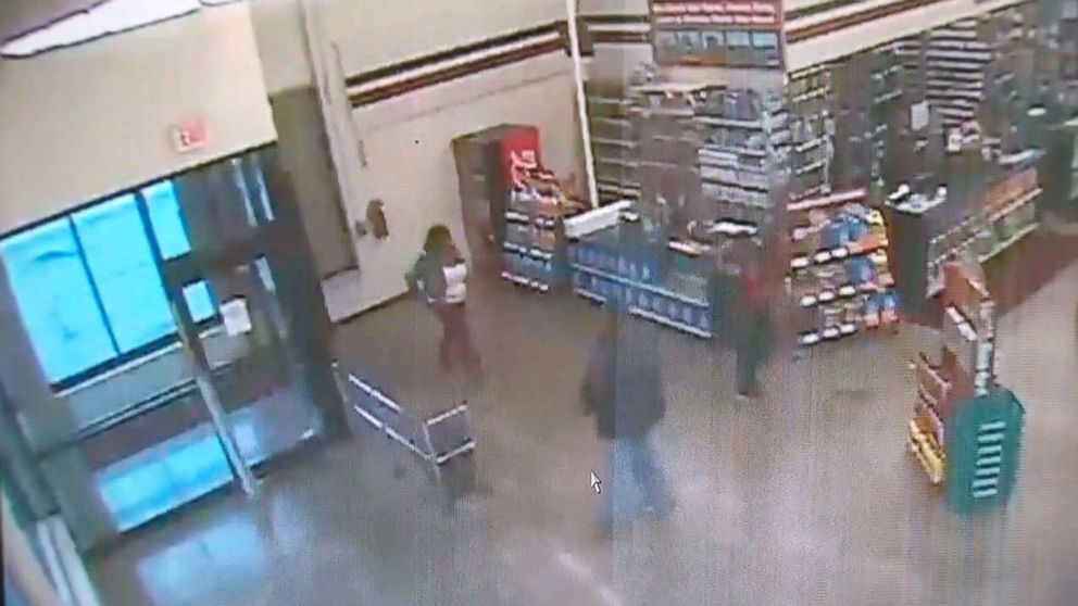 PHOTO: Authorities in Detroit are searching for two unknown women who are wanted for gunning down an auto parts store employee on Nov. 1, 2017.