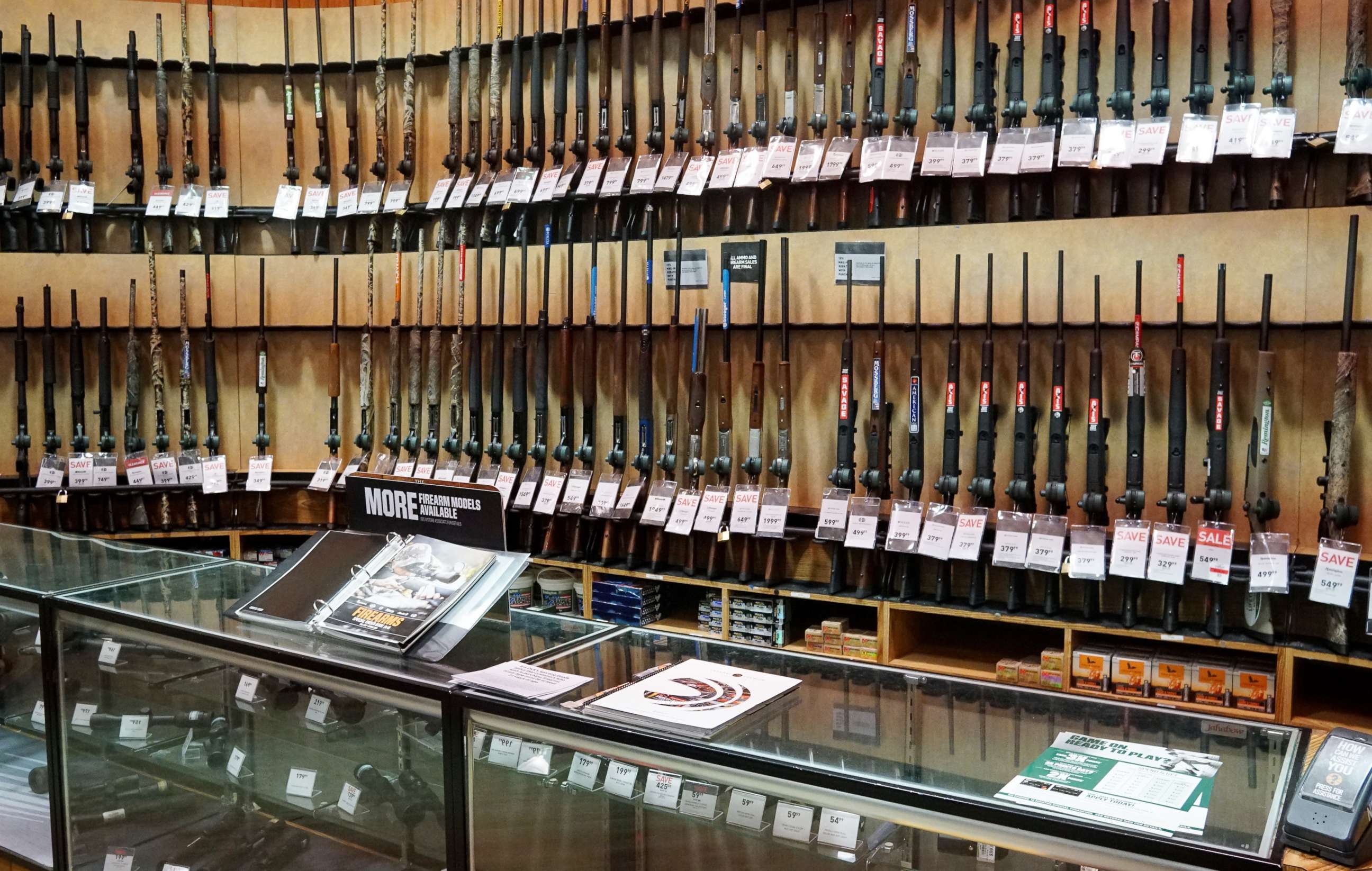 PHOTO: The gun department in a Dick's Sporting Goods store in Arlington, Va., March 1, 2018. 