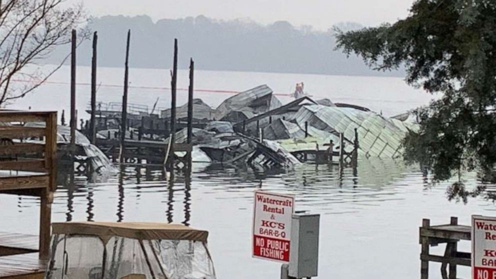 PHOTO: At least 35 boats were destroyed in a massive fire that swept through a boat dock in Jackson County Park, Jan. 27, 2020, in Scottsboro, Ala. 