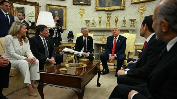 President Donald Trump meets with Canadian Prime Minister Mark Carney in the Oval Office of the White House in Washington, May 6, 2025. 
