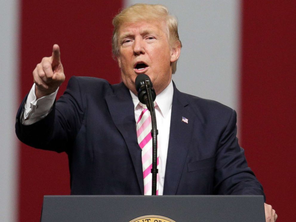 PHOTO: President Donald Trump speaks to supporters during a rally for Senator Luther Strange at the Von Braun Centre in Huntsville, Ala., Sept. 22, 2017.
