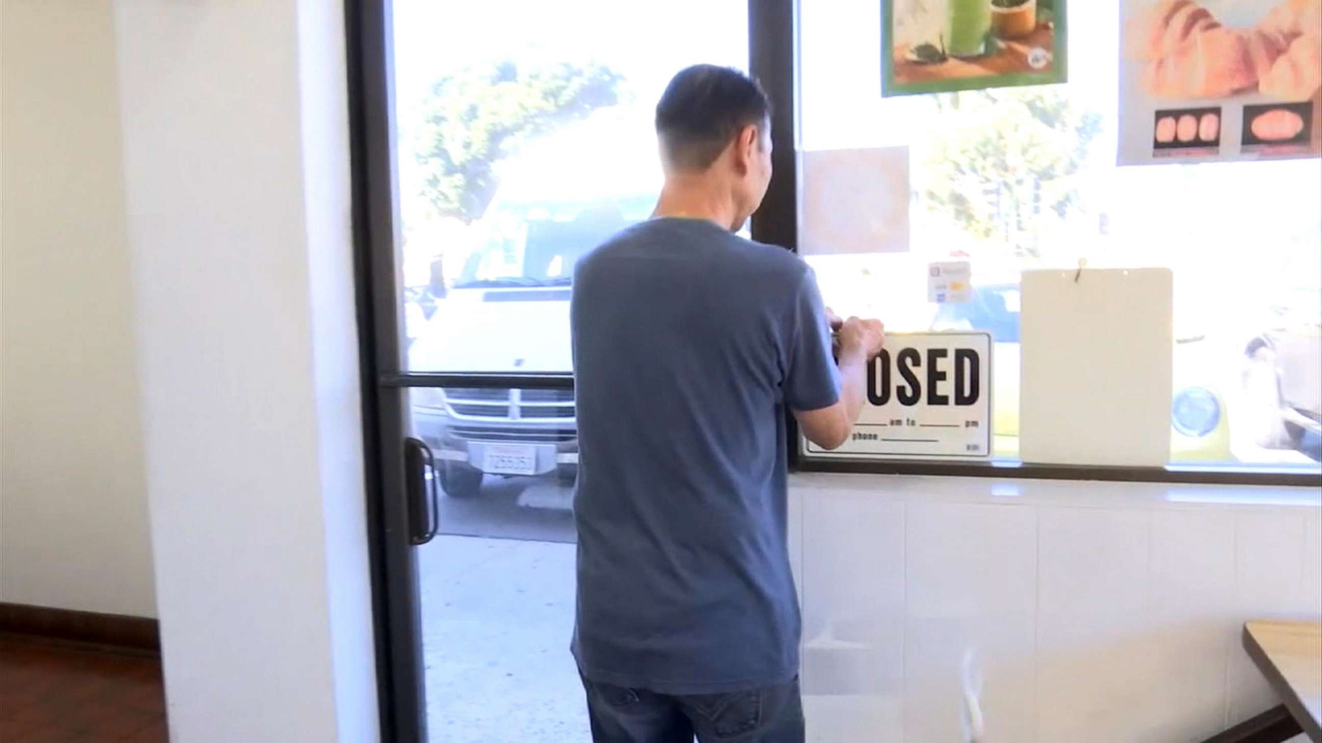 PHOTO: Donut shop owner John Chhan gets ready to close up his shop in Seal Beach, Calif. When his wife, Stalla, fell ill, customers bought up his daily supply so he could close shop and head home to take care of her.