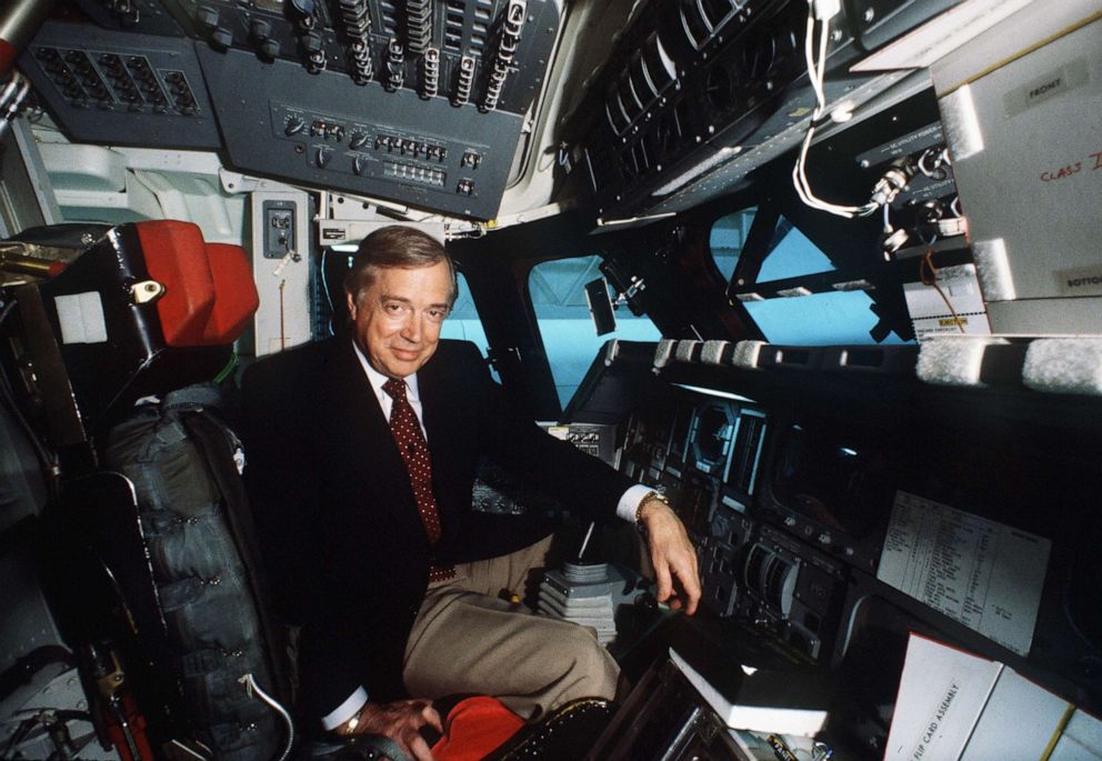 PHOTO: Hugh Downs is seen in a space shuttle cockpit on April, 20, 1981.