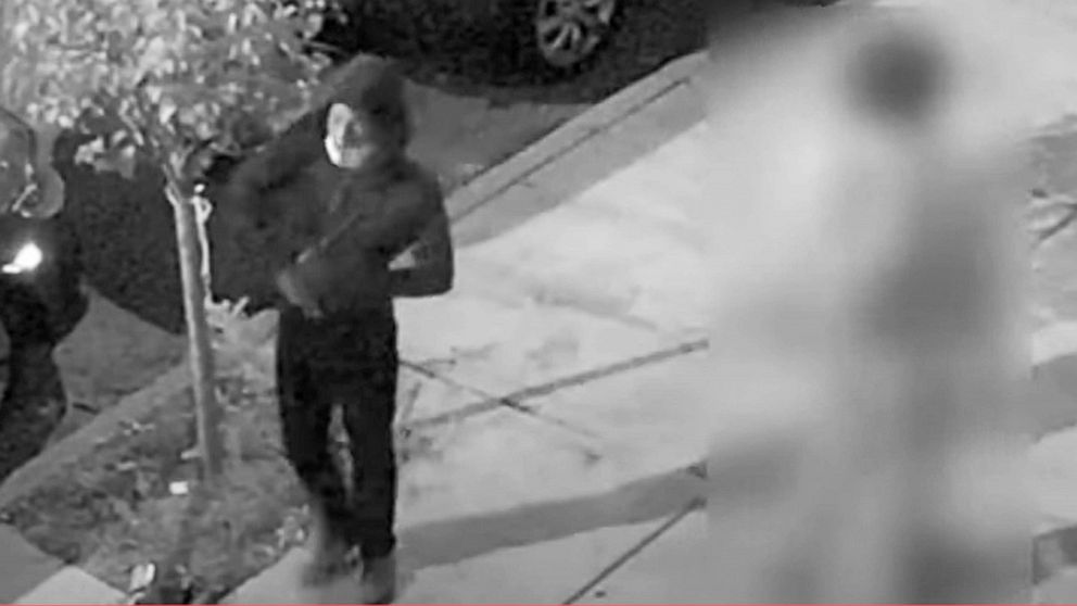 PHOTO: Security footage released by the Philadelphia police shows the alleged gunman in the fatal shooting of Everett Beauragard, a23-year-old Temple University graduate, who was shot and killed near Drexel University in Philadelphia, Sept. 22, 2022.