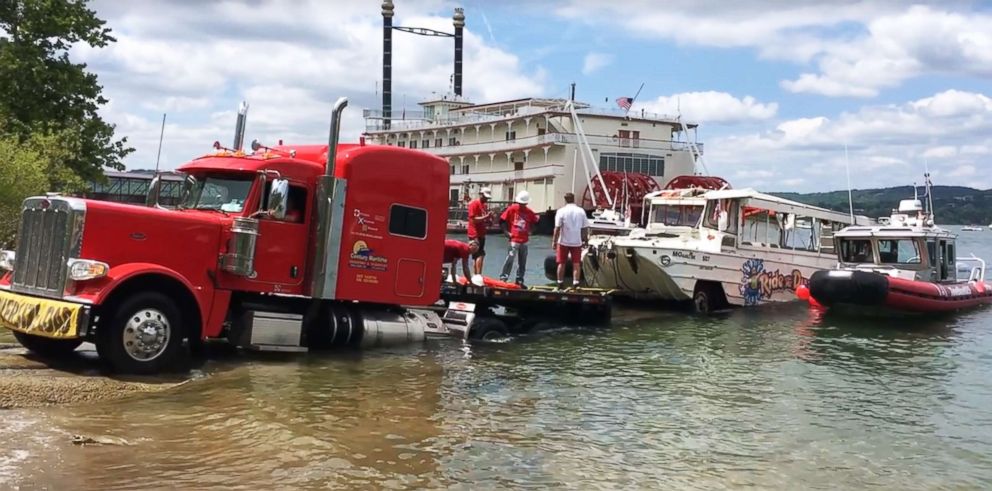 PHOTO: Investigators remove the duck boat on July 23, 2018, from Table Rock Lake near Branson, Mo., five days after it capsized in a storm killing 17 passengers.