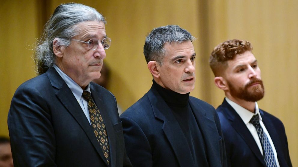 PHOTO: Fotis Dulos, center, and his attorneys Norm Pattis, left and Chris La Tronica appear for a probable cause hearing in Stamford Superior Court, Jan. 23, 2020, in Stamford, Conn.