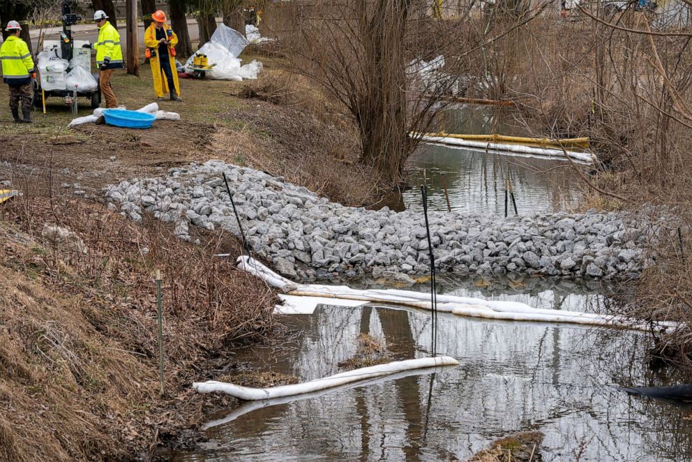 PHOTO: Cleanup continues in a stream in East Palestine Park in East Palestine, Ohio, on Feb. 16, 2023.