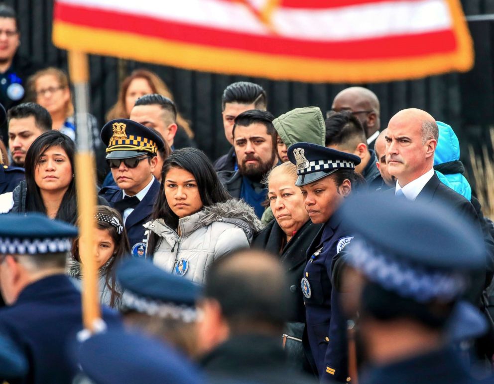 PHOTO: Family and friends of Chicago Police Officer Eduardo Marmolejo attend his funeral at St. Rita of Cascia Shrine Chapel in Chicago, Dec. 22, 2018.