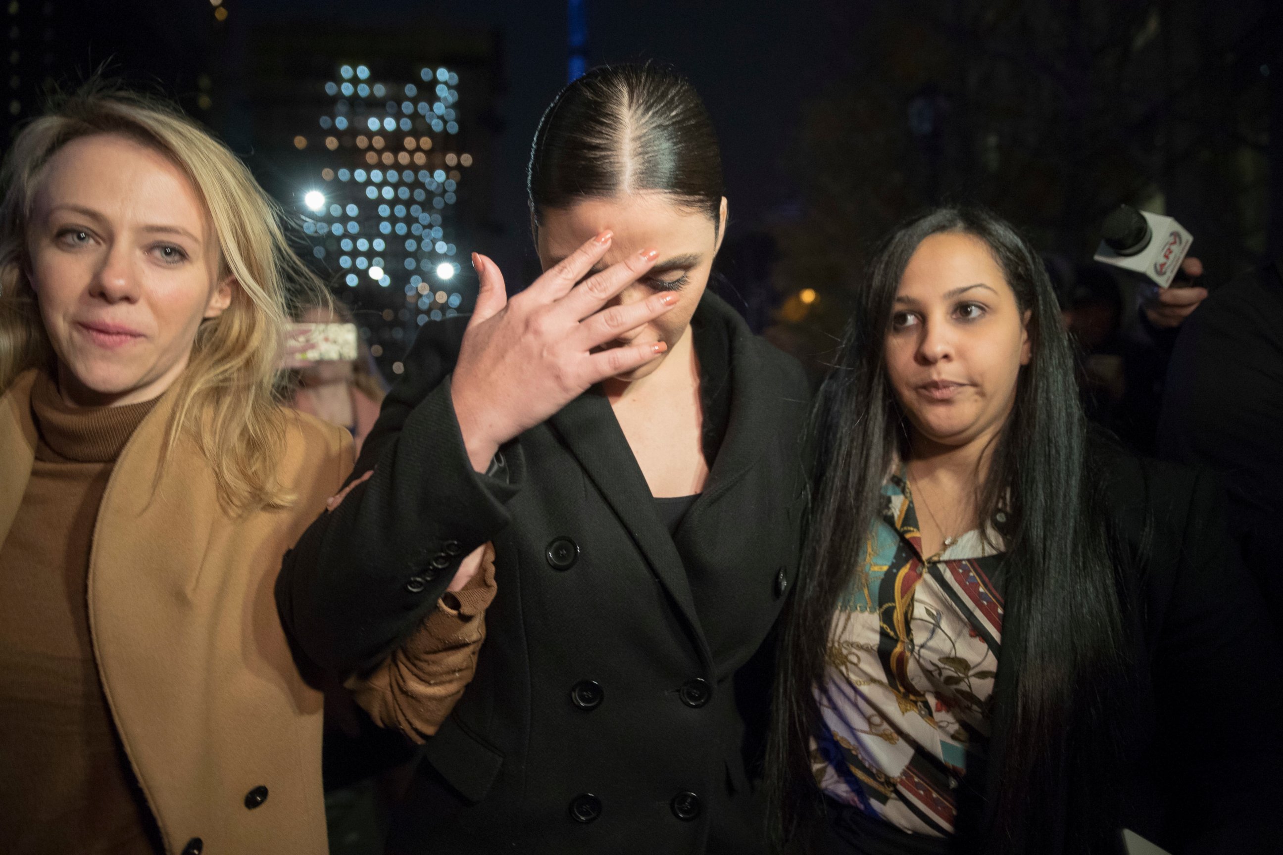 PHOTO: Emma Coronel, center, the wife of Joaquin "El Chapo" Guzman leaves Brooklyn Federal court after opening arguments in the trial of the Mexican drug lord known as "El Chapo," Tuesday, Nov. 13, 2018, in New York.