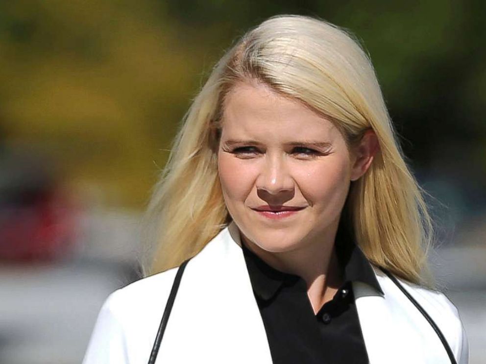 PHOTO: Elizabeth Smart walks to her press conference at the Utah State Capitol in Salt Lake City, Sept. 13, 2018.