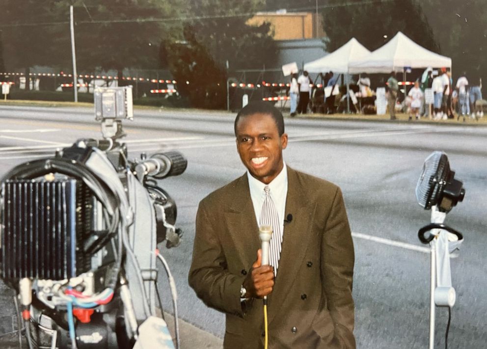 PHOTO: Steve Osunsami reporting in Miami for ABC News, July 1997.