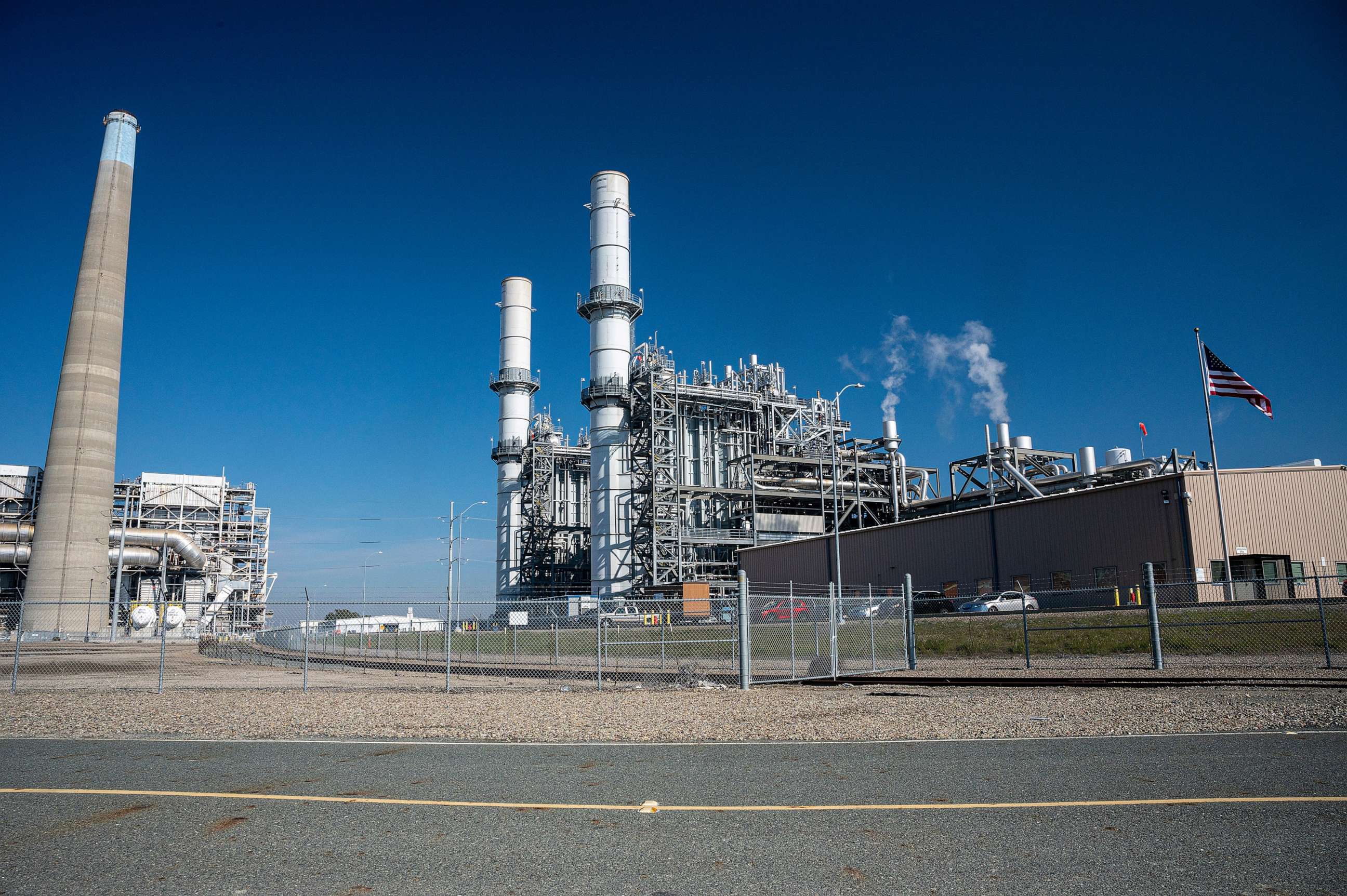 PHOTO: The Gateway Generating Station natural gas-fired power plant is shown on Feb. 9, 2023, in Antioch, Calif.