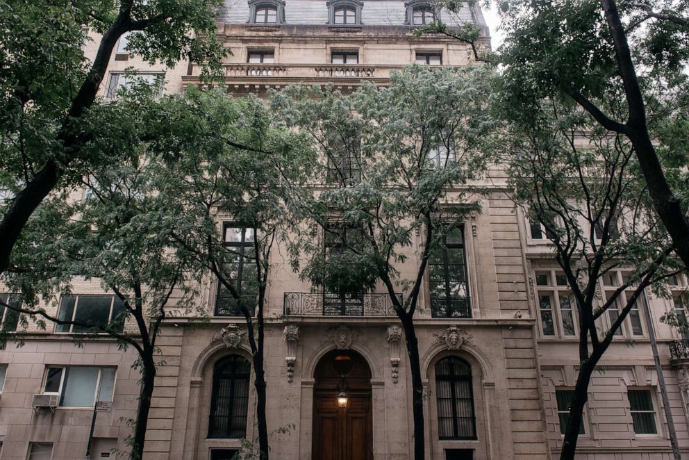 PHOTO: Jeffrey Epstein's residence at 9 East 71st Street in the Manhattan borough of New York on July 18, 2019 in New York City.