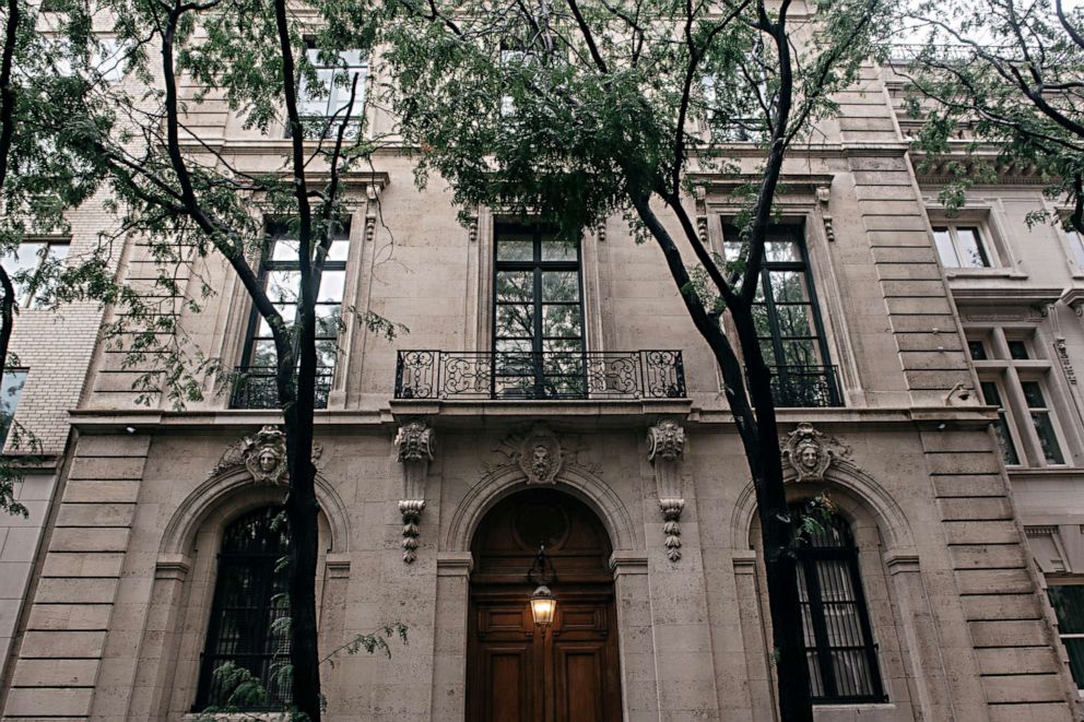 PHOTO: Jeffrey Epstein's residence at 9 East 71st Street in the Manhattan borough of New York City on July 18, 2019. 