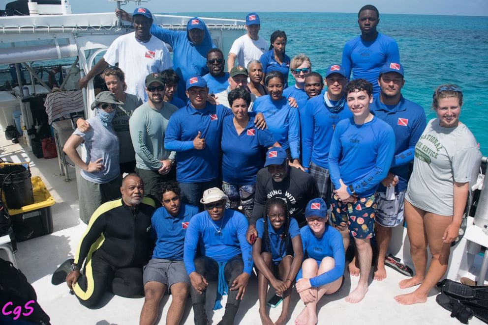 Photo: Divers with Youth Diving with a Purpose in 2018.