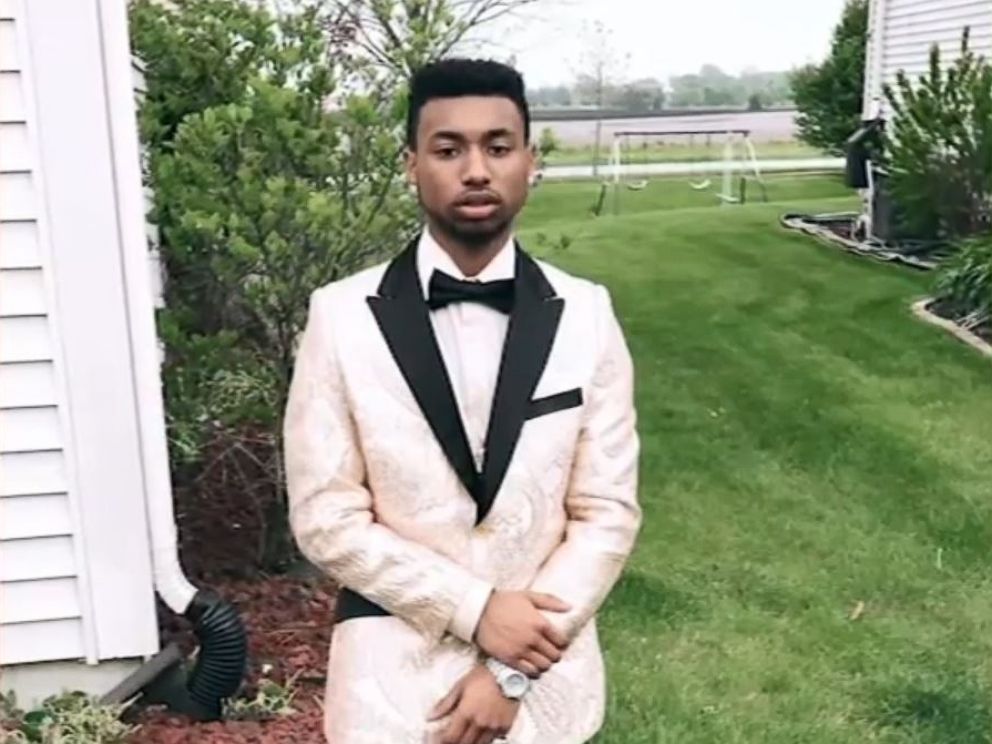 PHOTO: Paramedics in Chicago are under investigation after they covered Erin Carey, pictured here, with a sheet mistakenly believing he was dead from gunshot wounds.