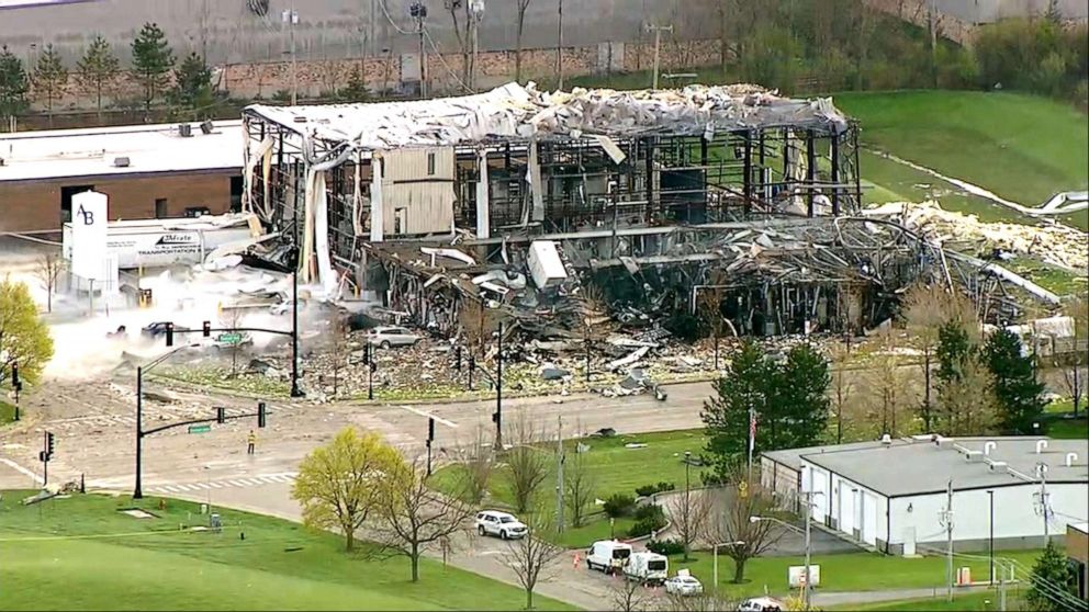 PHOTO: Emergency crews work at the scene of an explosion at a manufacturing plant in Illinois, May 3, 2019.