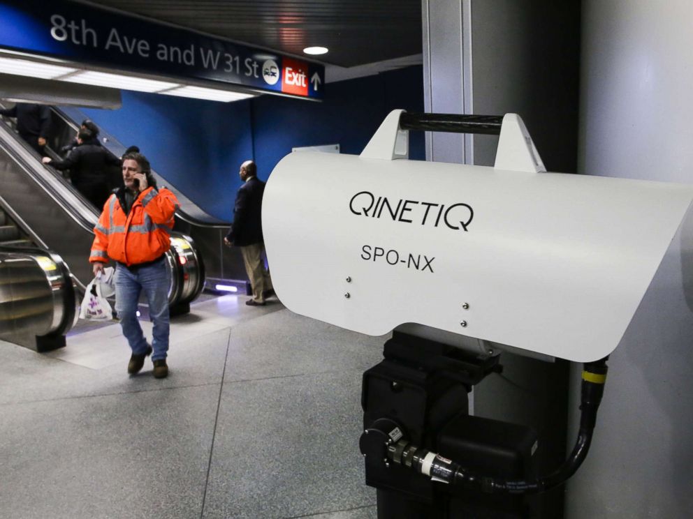PHOTO: Pedestrians walk past a device designed to detect explosives at New York Citys Penn Station on Feb. 27, 2018.