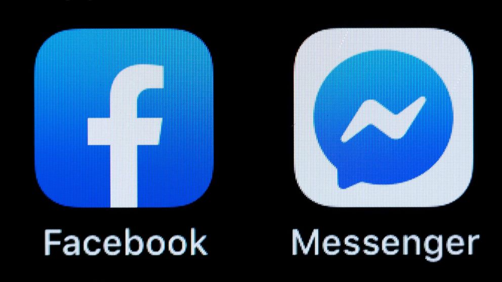 PHOTO: The Facebook and Facebook Messenger icons appear on a smartphone display. 