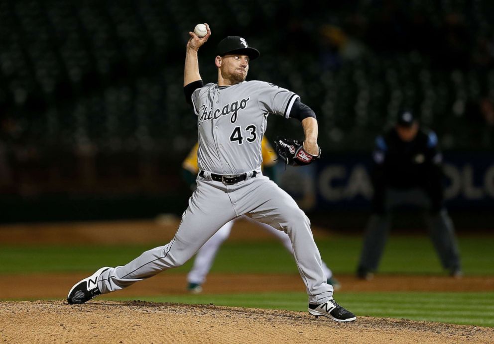 PHOTO: Danny Farquhar of the Chicago White Sox pitches in the seventh inning against the Oakland Athletics at Oakland Alameda Coliseum on April 16, 2018 in Oakland, Calif.