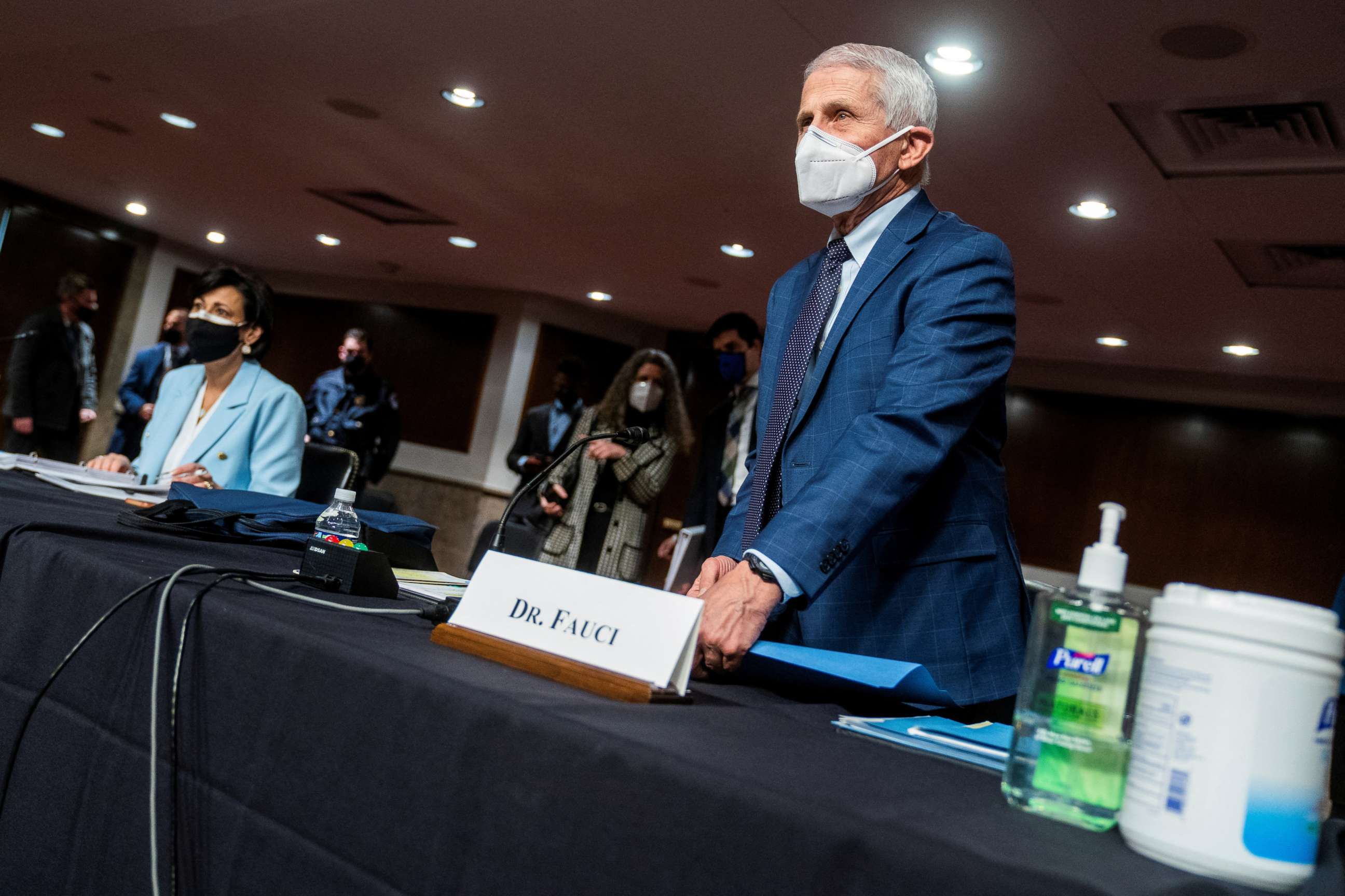 PHOTO: Dr. Anthony Fauci, director of the National Institute of Allergy and Infectious Diseases, prepares to testify before the Senate Health, Education, Labor, and Pensions Committee hearing on Capitol Hill in Washington, D.C., Jan. 11, 2022.