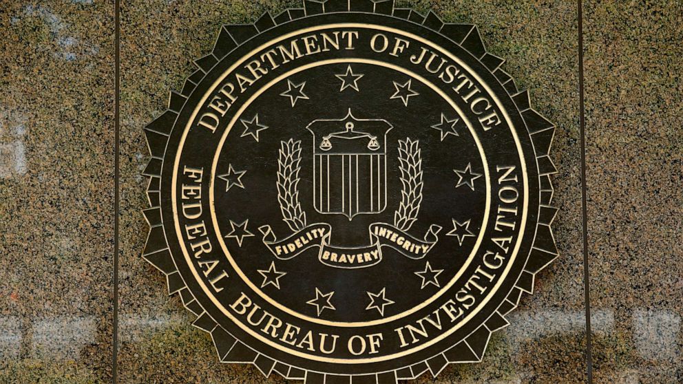PHOTO: The FBI seal is seen outside the headquarters building in Washington, DC on July 5, 2016.
