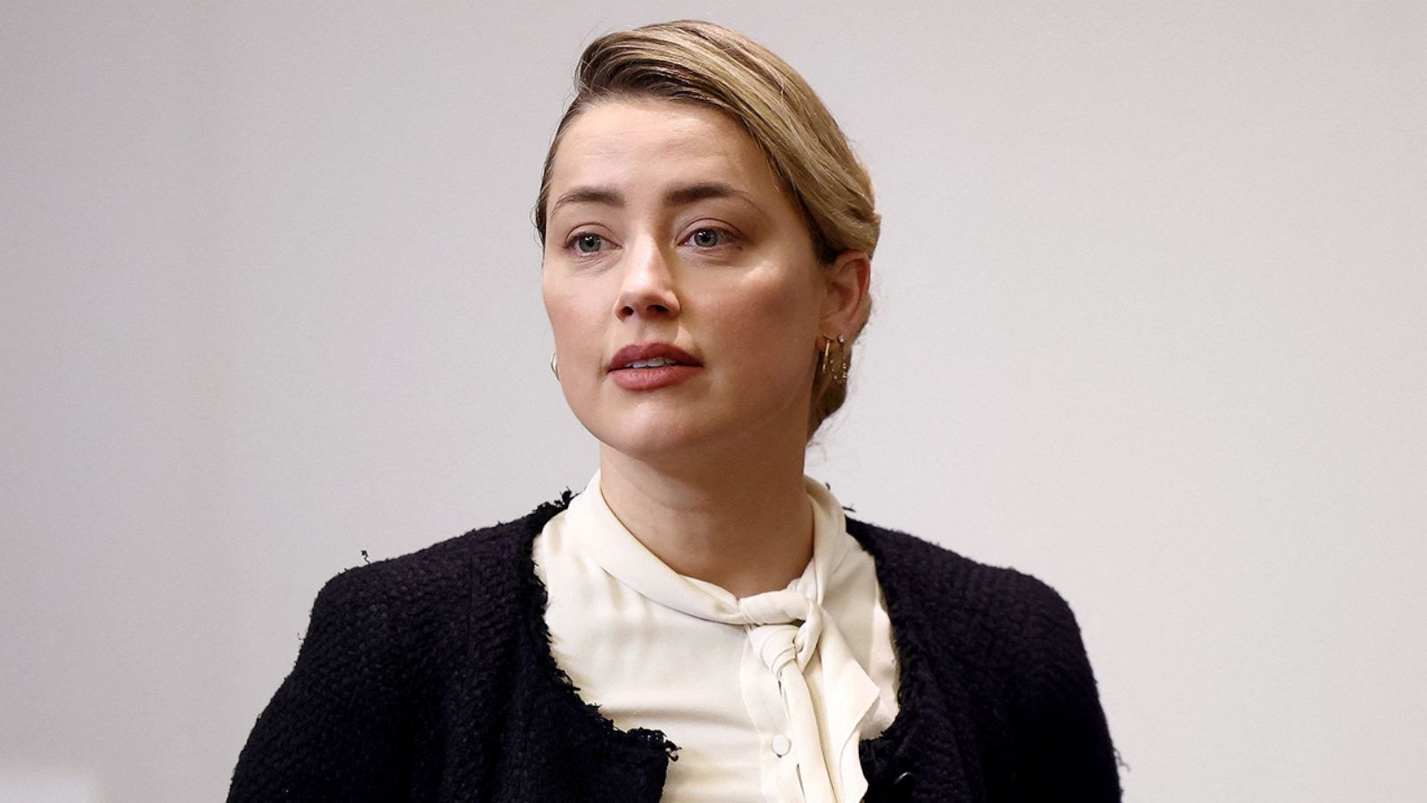 PHOTO: Amber Heard arrives at the Fairfax County Circuit Courthouse in Fairfax, Va., May 5, 2022.