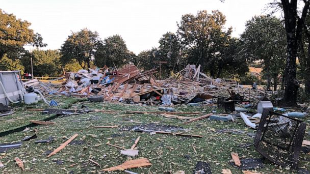 Teen Girl Dies In Home Explosion Officials Say Caused By Propane Leak Abc News - Fireplace Log Starter Propane Teen Girl Dies In Home Explosion Officials Say Caused By Propane Leak Abc News - Fireplace Log Starter Propane