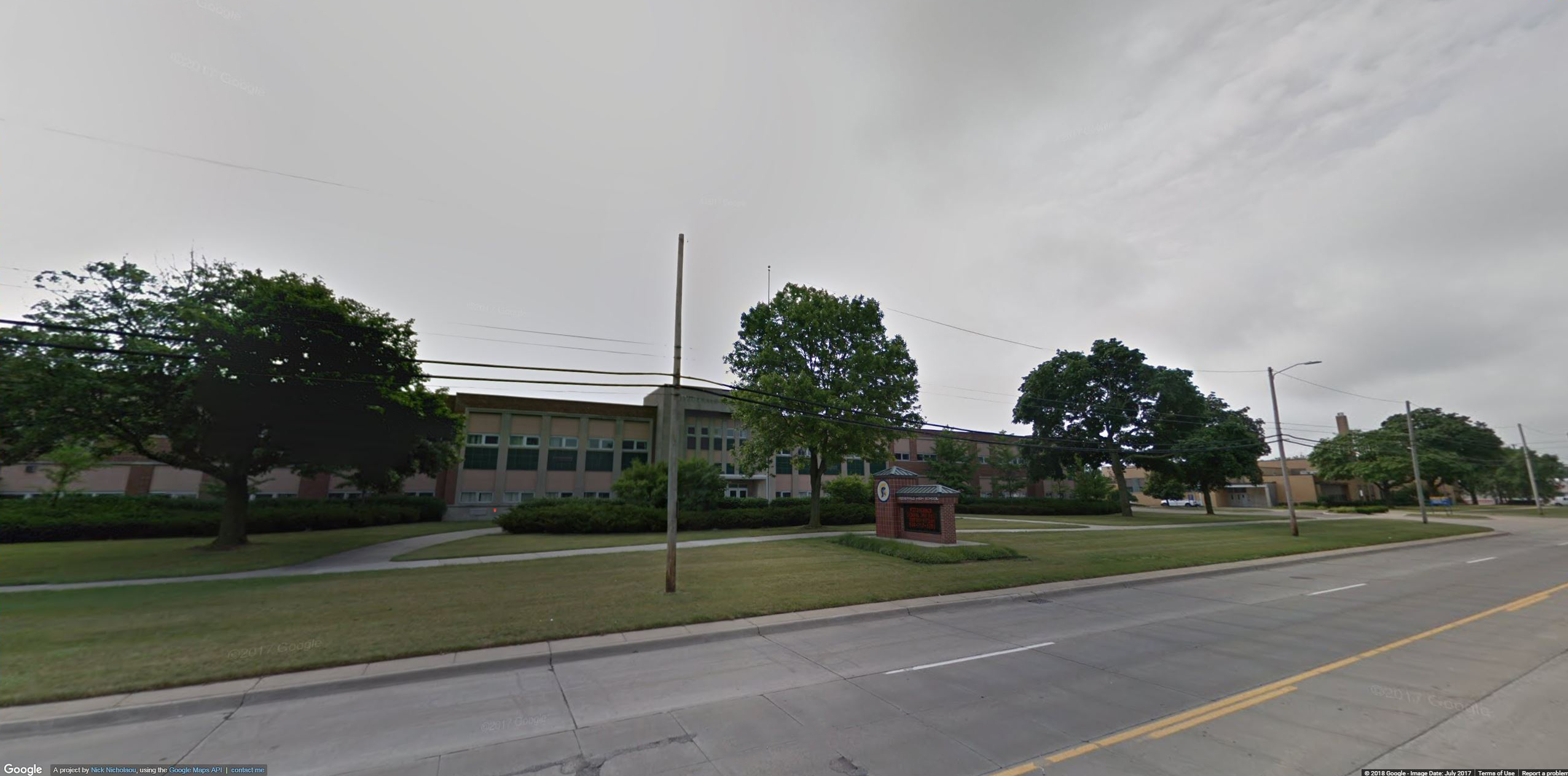 PHOTO: Fitzgerald High School in Warren, Mich., is pictured in this Google Maps image.
