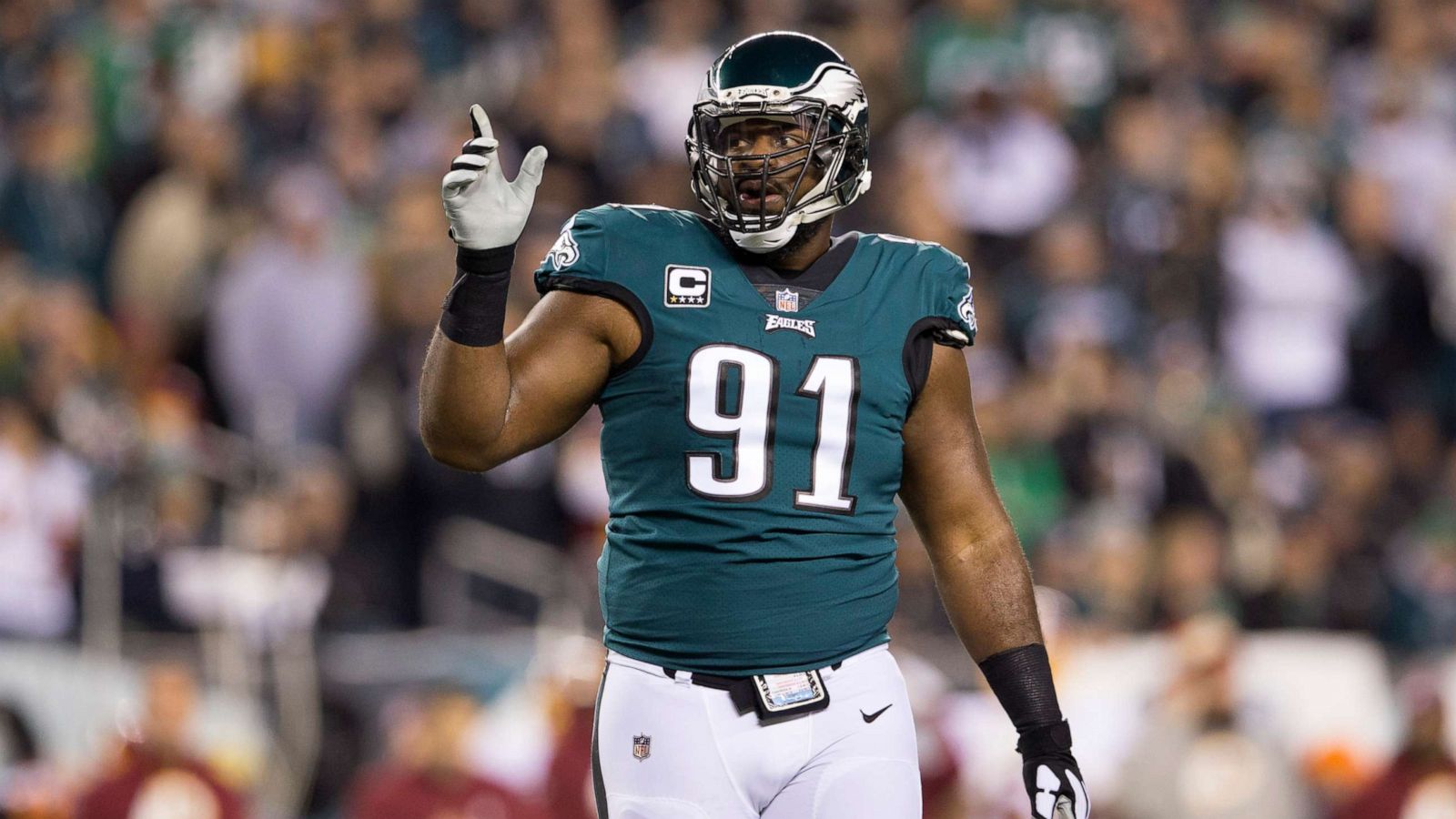 NFL player Fletcher Cox calls 911 as man allegedly attempts to break into  his home - ABC News