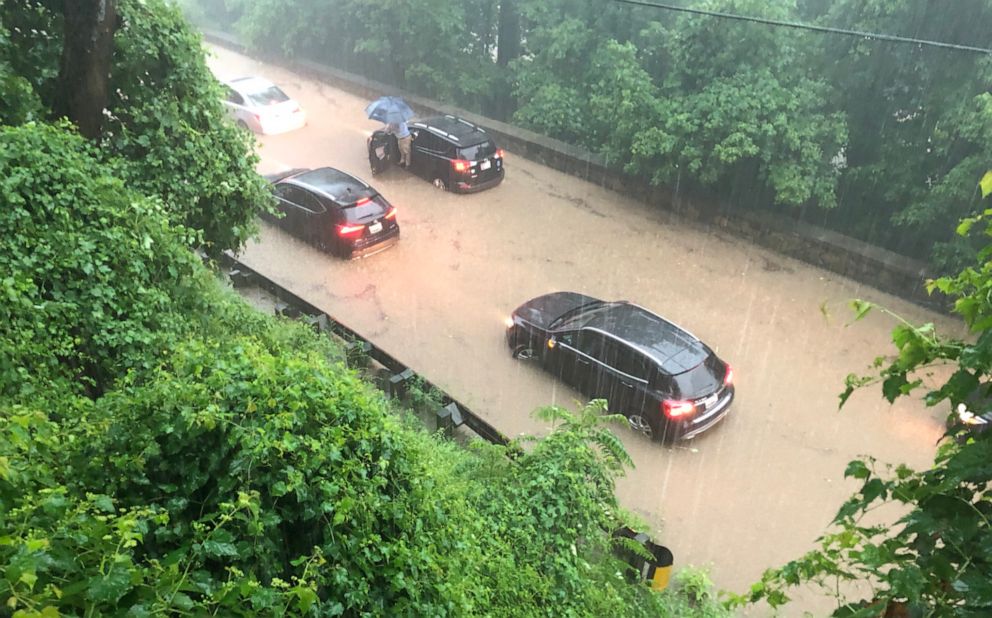 Dangerous flash flooding hits Washington DC during morning commute