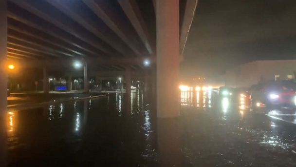 Flash flooding closes Florida airport overnight on busy travel day ...