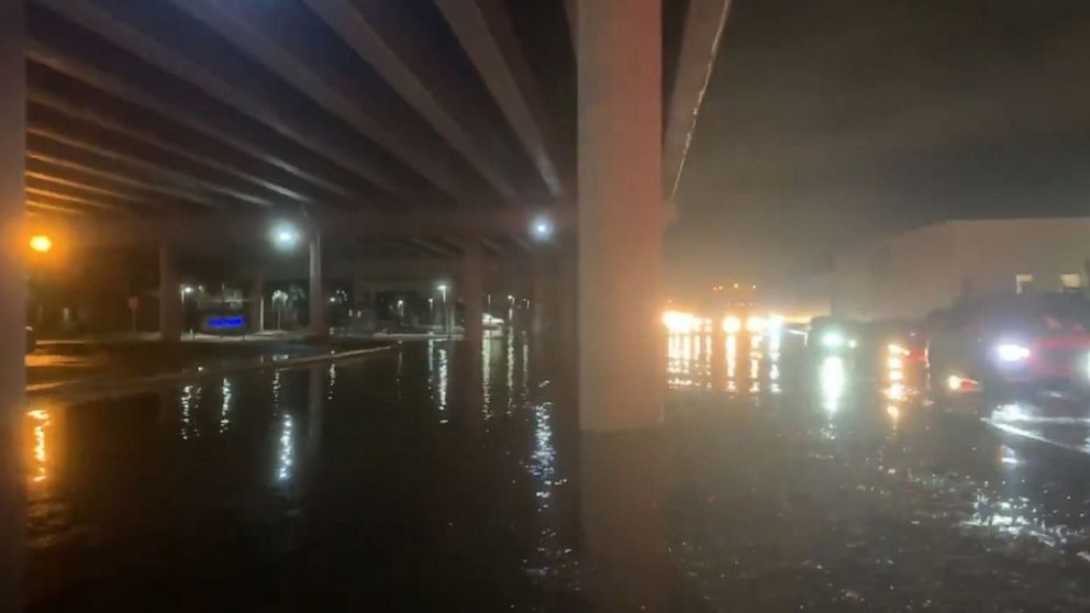 Flash flooding closes Florida airport overnight on busy travel day ...