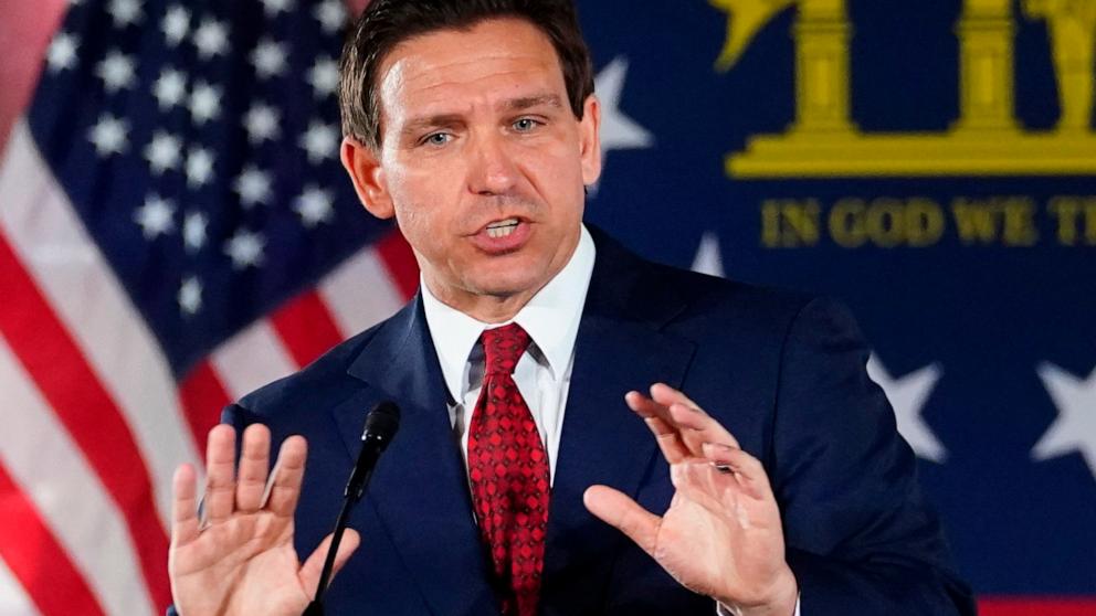 フロリダ州で書籍反対が急増中、デサンティス、書籍禁止法を縮小