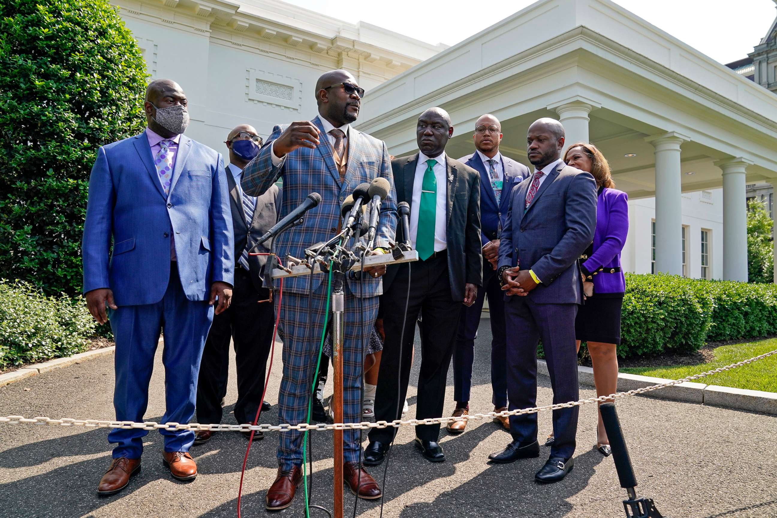 PHOTO: Philonise Floyd, the brother of George Floyd, talks with reporters surrounded by other family members after meeting with President Joe Biden at the White House, May 25, 2021, in Washington, D.C. 