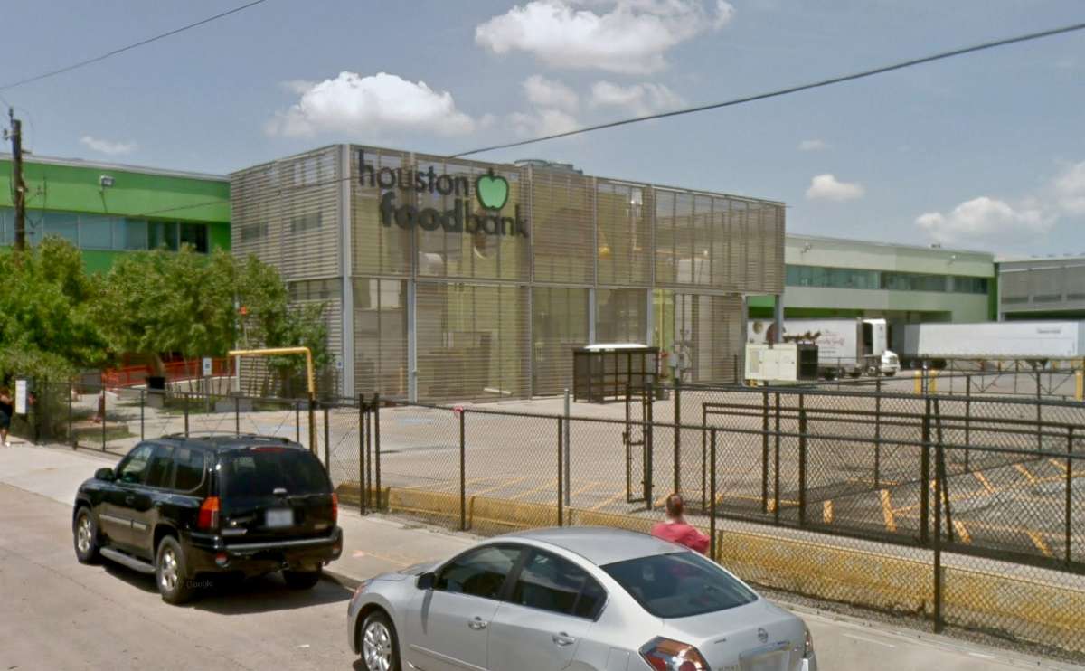 PHOTO: The Houston Food Bank was forced to throw away about $2.7 million worth of food after an ammonia leak contaminated the refrigerated area.