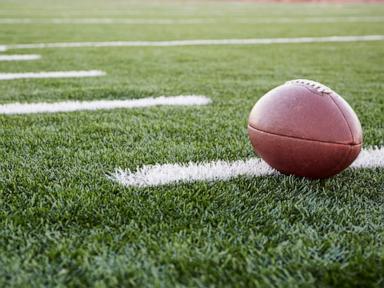 College football player dies minutes after scoring a touchdown