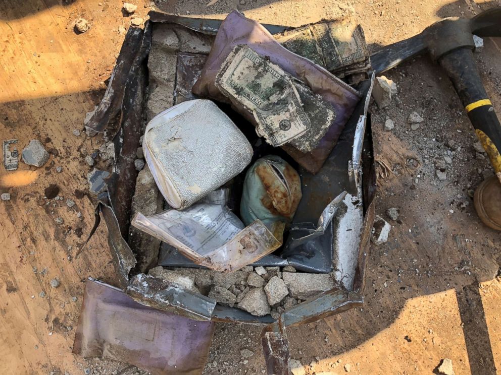PHOTO: A safe found in Staten Island, N.Y. was opened to reveal jewelry and money that had been stolen from neighbors.