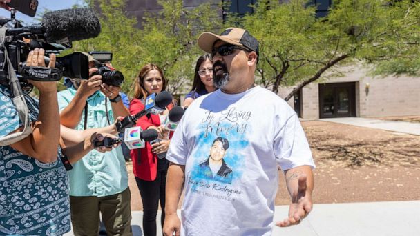 Relatives of El Paso Walmart shooting victims confront gunman - 6abc ...