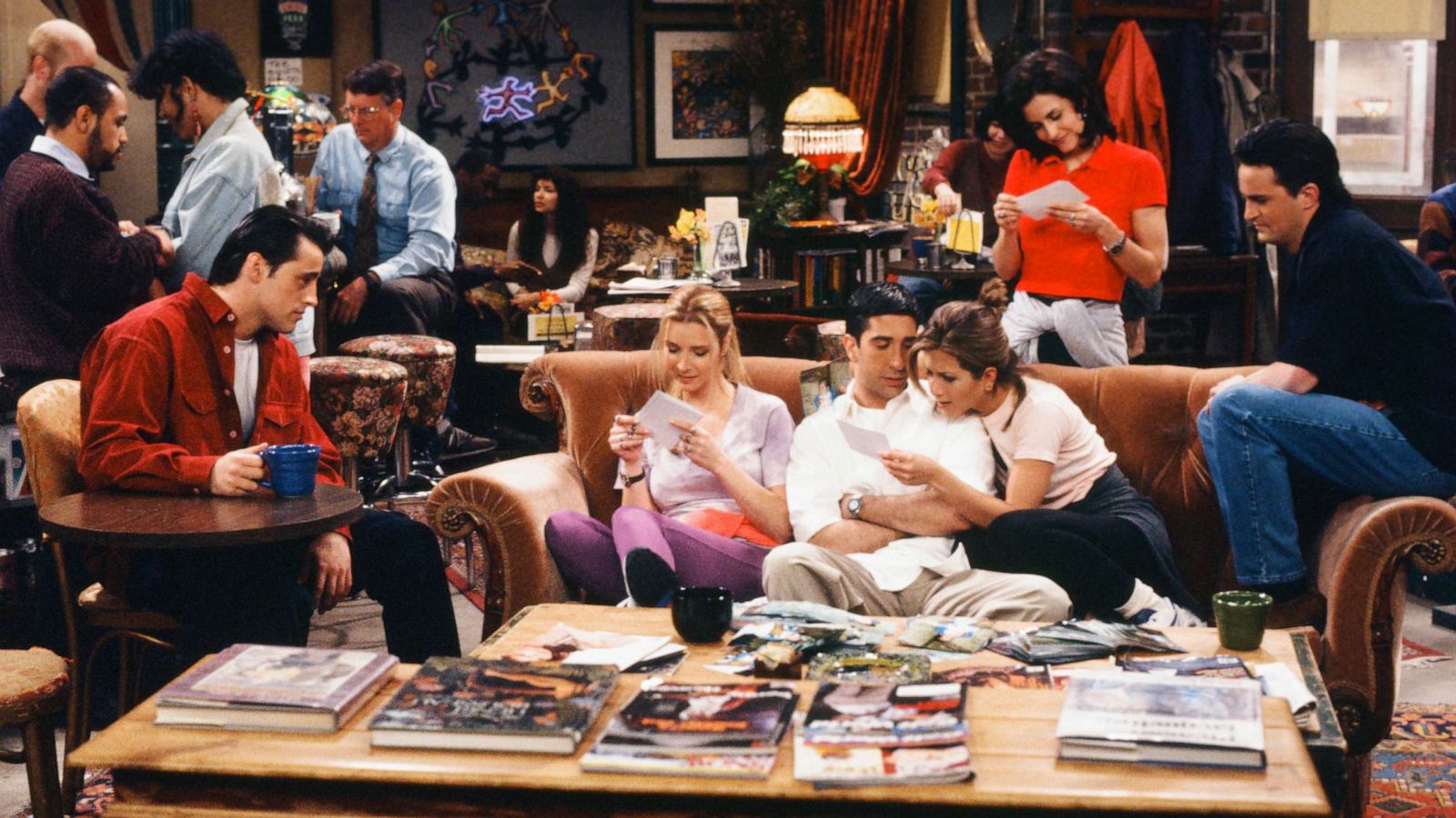 PHOTO: The cast of Friends is shown in Episode 124, "The One Where Rachel Finds Out".